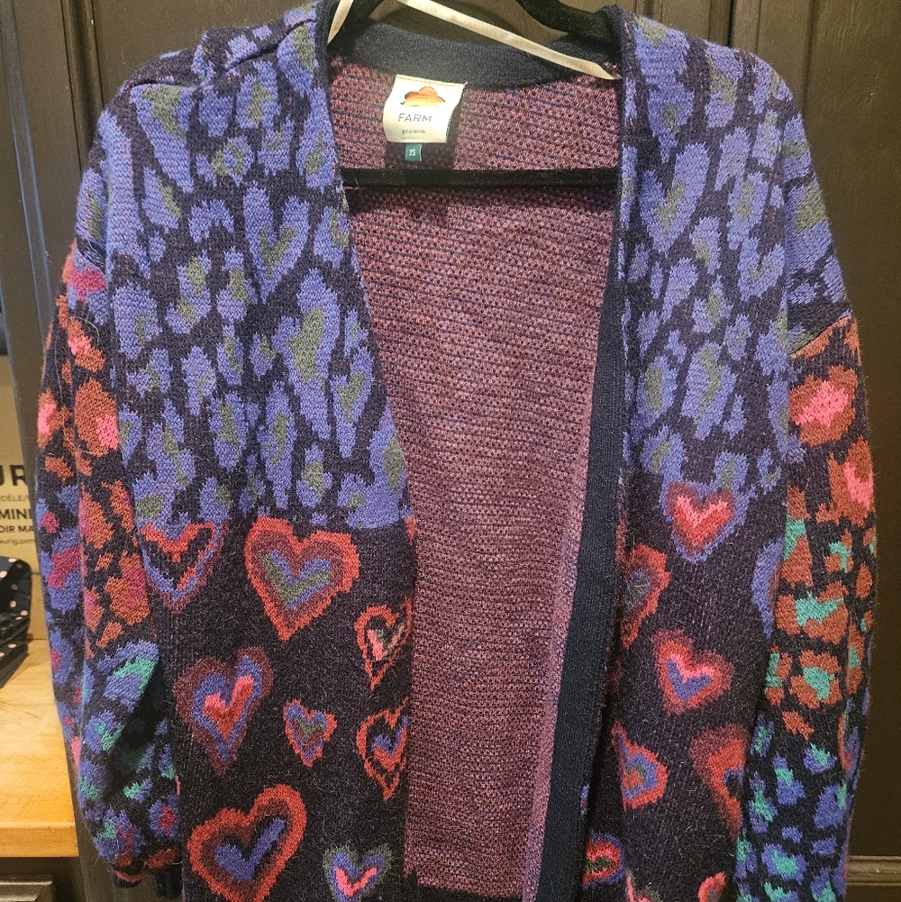 Colorful Heart Patterned Women's Sweater - Picture 13 of 15